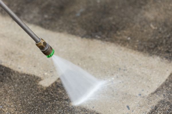 Garage Floor Power Washing in Lake Charles