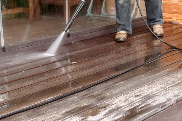 Pool Deck Power Washing in Lake Charles