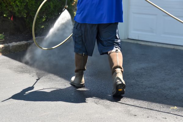 Asphalt Driveway Cleaning in Lake Charles