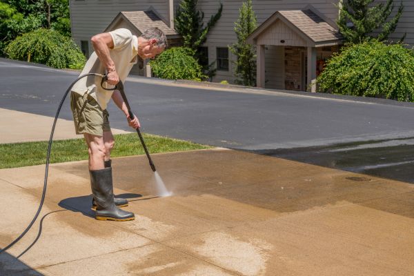 Concrete Pressure Cleaning in Lake Charles
