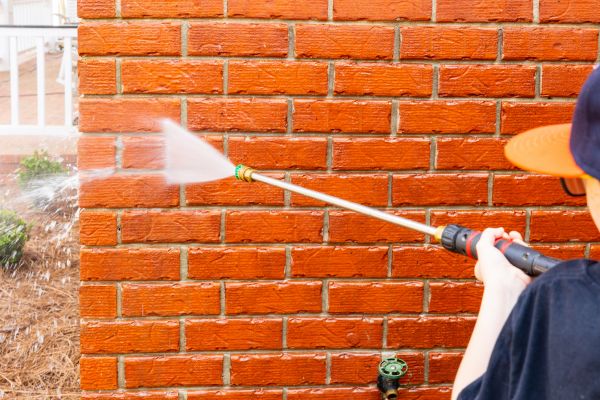 Wall Pressure Washing in Lake Charles
