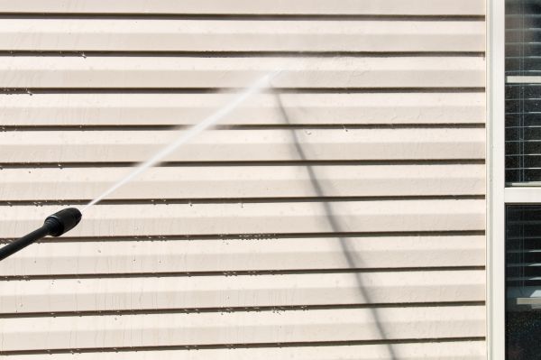 Apartment Power Washing in Lake Charles
